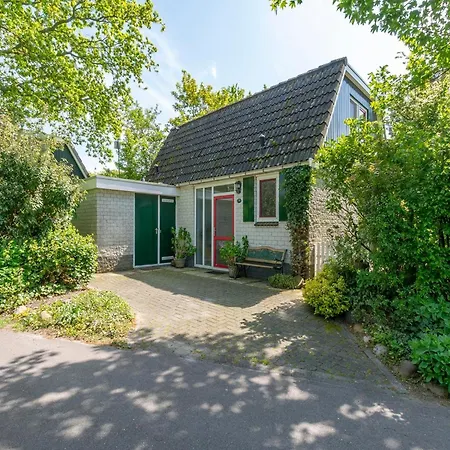 Feriehus Near Dutch With Pool Sint Maartensvlotbrug
