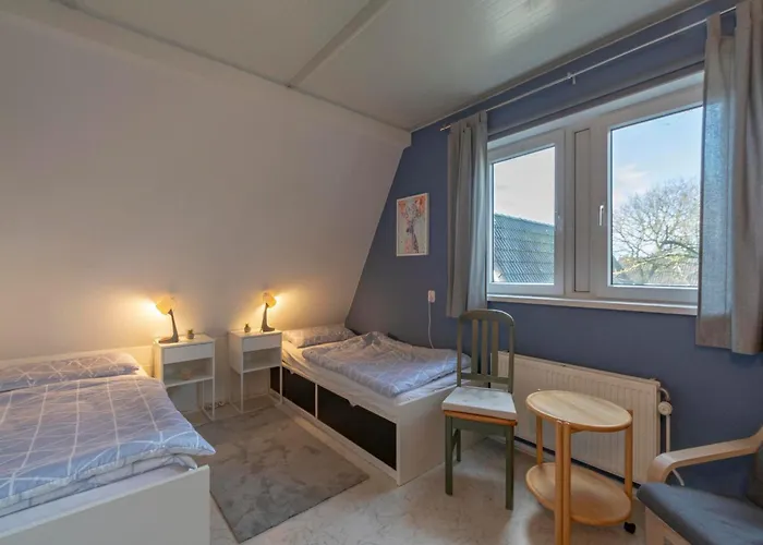 Near Dutch With Pool *