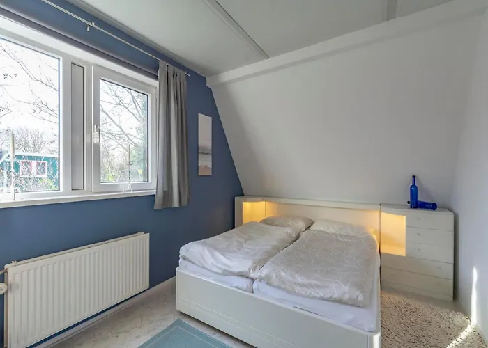 Near Dutch With Pool * Sint Maartensvlotbrug