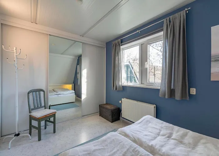 Semesterbostad Near Dutch With Pool