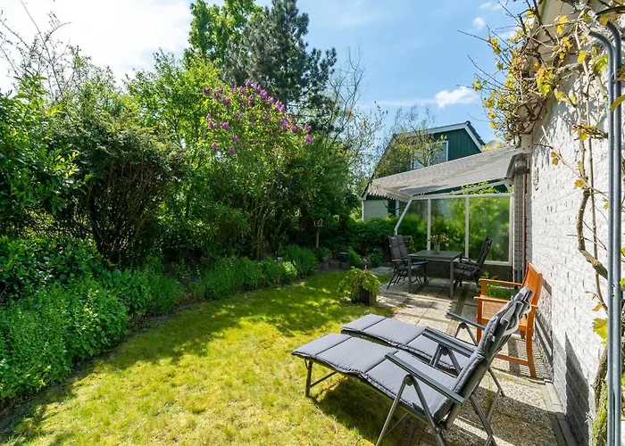 Near Dutch With Pool Sint Maartensvlotbrug