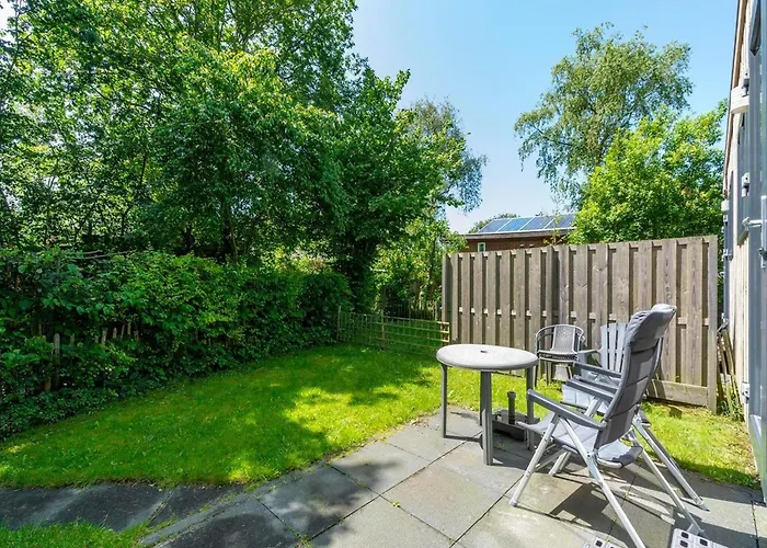 Near Dutch With Pool Sint Maartensvlotbrug