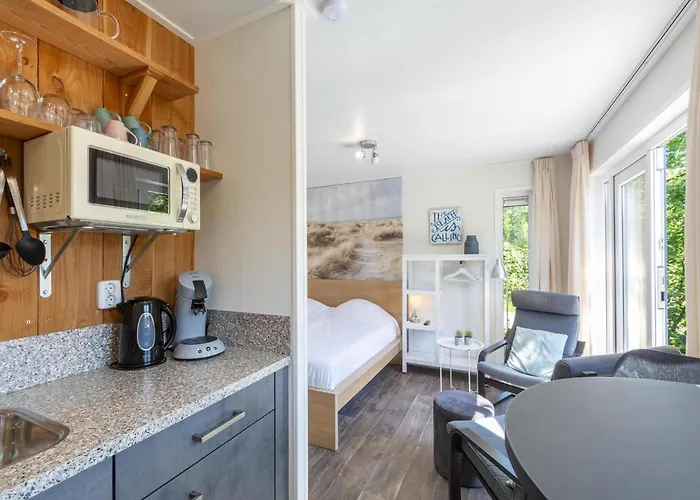 Near Dutch With Pool * Sint Maartensvlotbrug